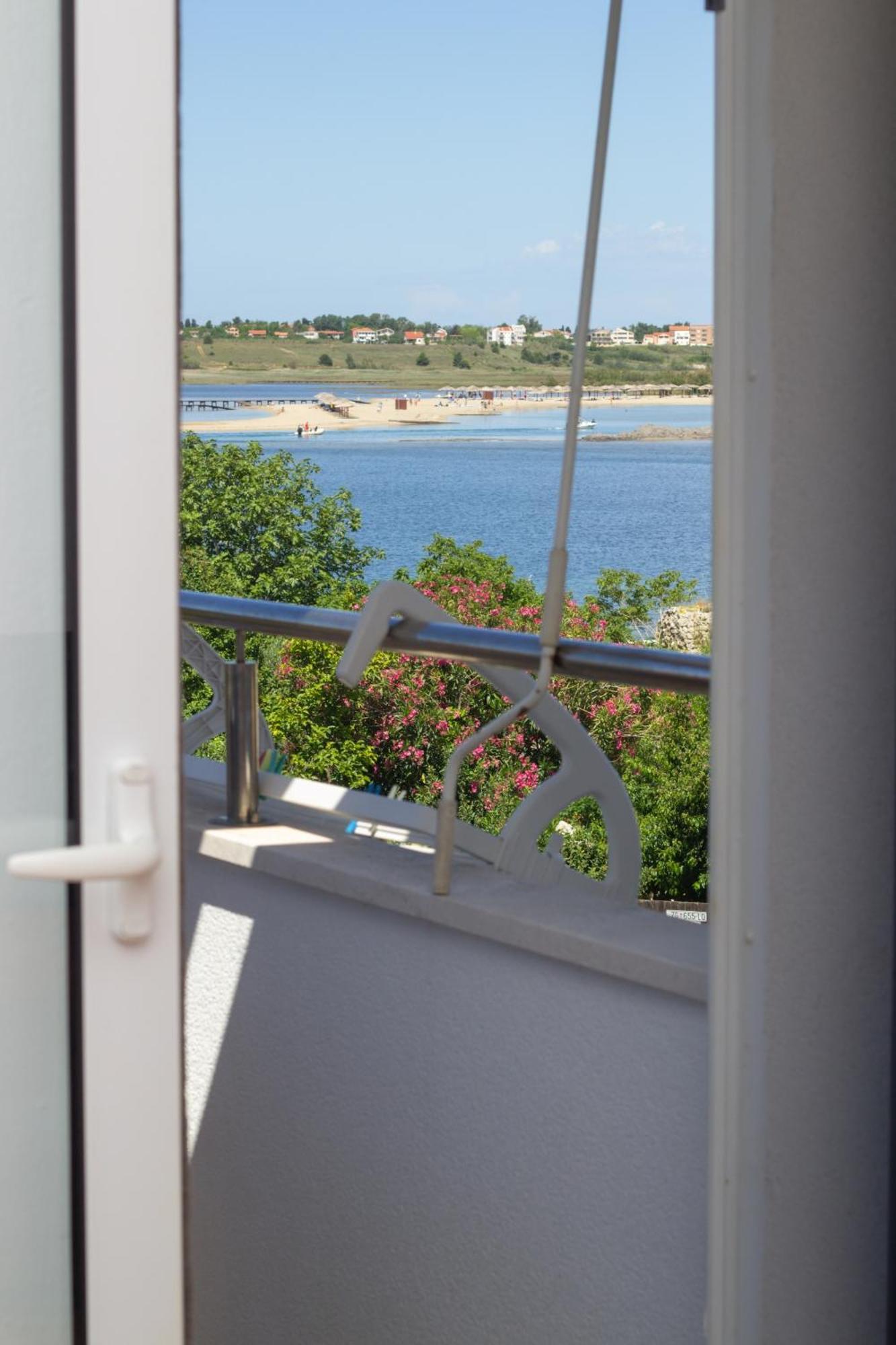 Apartments And Rooms With Parking Space Nin, Zadar - 5805 Ngoại thất bức ảnh